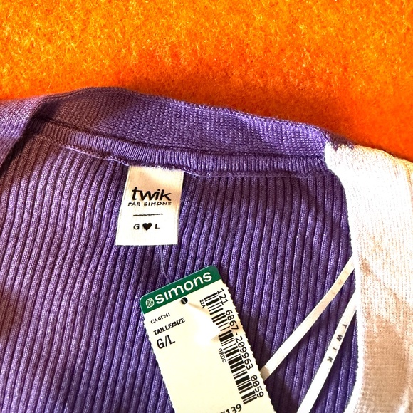 Purple and lilac two-tone ribbed cropped V-neck soft cardigan NWT - Picture 3 of 7